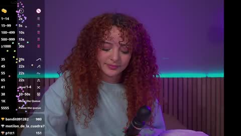 Snapshot of lovely_emma18 chatting on 01-16-25, 06:06 Emma online show from 01-16-25, 06:06