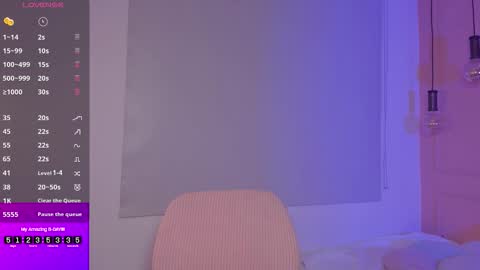 Snapshot of lovely_emma18 chatting on 10-01-25, 01:06 Emma online show from 10-01-25, 01:06