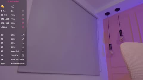 Snapshot of lovely_emma18 chatting on 10-11-25, 01:31 Emma online show from 10-11-25, 01:31