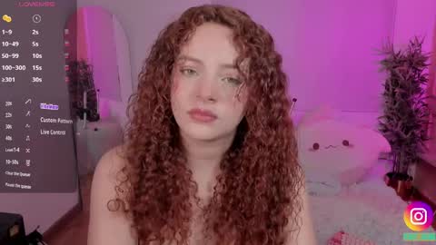 Snapshot of lovely_emma18 chatting on 04-26-26, 02:42 Emma online show from 04-26-26, 02:42