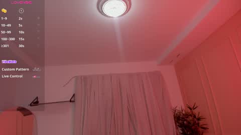 Snapshot of lovely_emma18 chatting on 07-29-26, 01:20 Emma online show from 07-29-26, 01:20