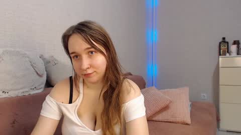 Snapshot of lovely_hayley chatting on 01-14-25, 10:12 Lovely Hayley online show from 01-14-25, 10:12