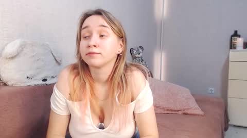 Snapshot of lovely_hayley chatting on 12-01-25, 10:15 Lovely Hayley online show from 12-01-25, 10:15