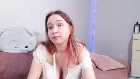 Snapshot of lovely_hayley chatting on 06-09-26, 10:21 Lovely Hayley online show from 06-09-26, 10:21