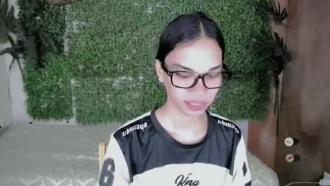 kimmy online show from 06-19-26, 01:32