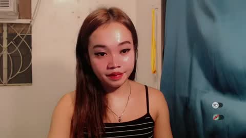 lovely_lianne online show from 06-23-26, 10:57