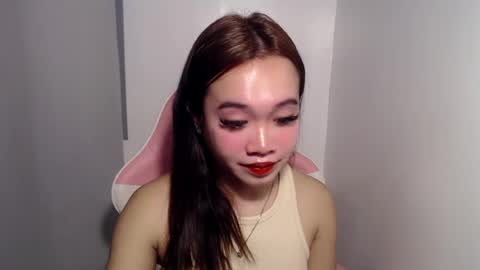 lovely_lianne online show from 07-14-26, 02:16