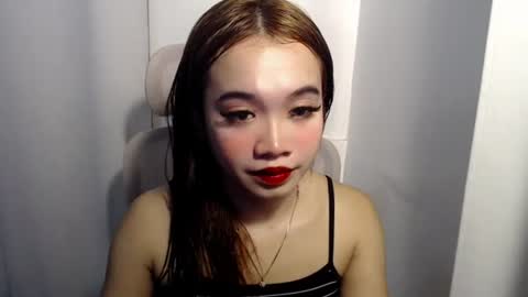 lovely_lianne online show from 07-22-26, 09:45