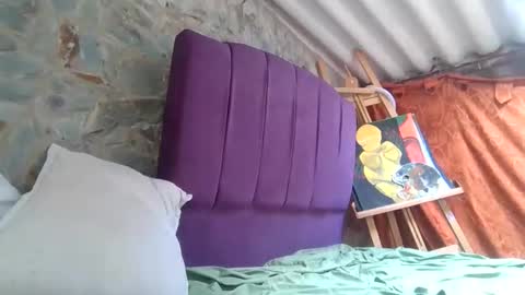 Maya online show from 12-21-25, 03:19