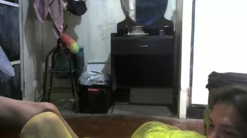 Snapshot of lovely_manificent4u chatting on 02-14-25, 07:17 Lest online show from 02-14-25, 07:17