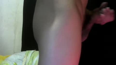 Snapshot of lovely_manificent4u chatting on 10-20-25, 01:17 Lest online show from 10-20-25, 01:17