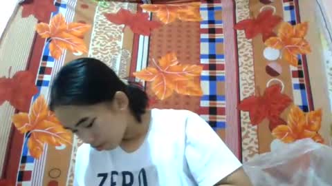 lovely_marie572336 online show from 07-22-26, 03:04