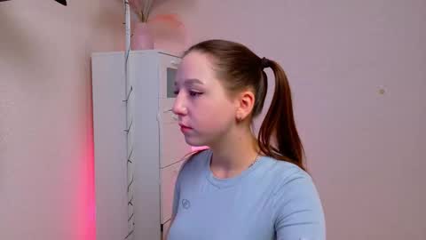 Lolly online show from 10-14-25, 01:50