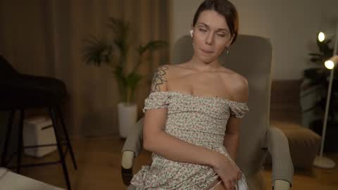 Snapshot of lovely_tammy chatting on 12-28-24, 03:15 Very miss youWill be back soon Tammy online show from 12-28-24, 03:15