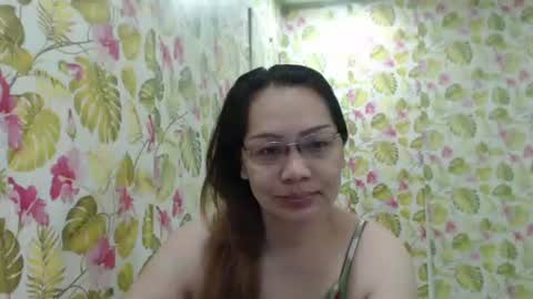 Snapshot of lovelyasiancutie chatting on 11-27-25, 09:06 lovelyasiancutie online show from 11-27-25, 09:06