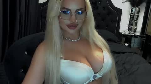 PrAllinXXXa online show from 06-09-26, 10:21