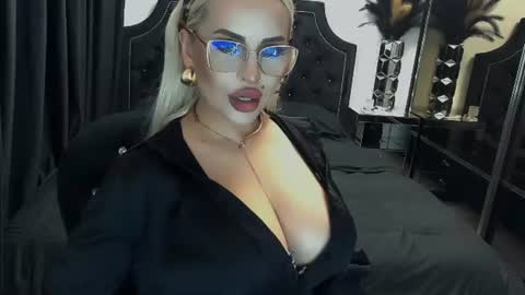 PrAllinXXXa online show from 06-12-26, 10:19
