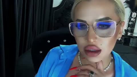 PrAllinXXXa online show from 06-17-26, 11:38