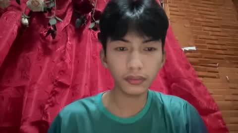 Snapshot of lovelyboy_jm chatting on 05-07-26, 01:27 lovelyboy_jm online show from 05-07-26, 01:27