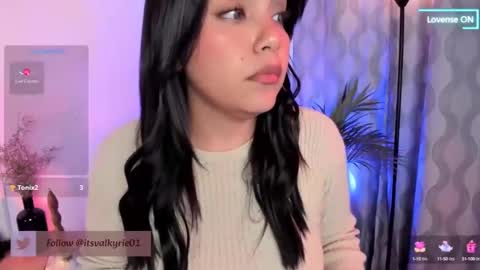 Valerie online show from 02-10-25, 04:41