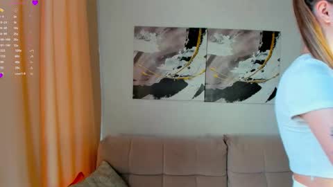 Snapshot of lovelygracee chatting on 10-20-25, 12:49 lovelygracee online show from 10-20-25, 12:49