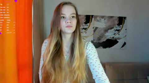 Snapshot of lovelygracee chatting on 10-21-25, 01:01 lovelygracee online show from 10-21-25, 01:01