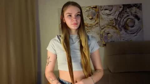 Snapshot of lovelygracee chatting on 11-23-25, 01:55 lovelygracee online show from 11-23-25, 01:55