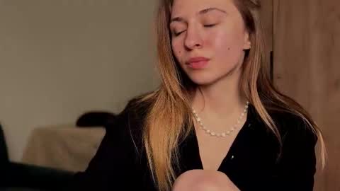 Kate only online show from 03-14-26, 03:28