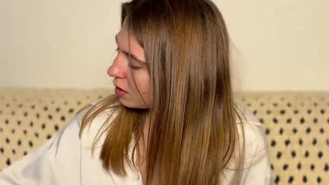 Snapshot of lovelykatea chatting on 05-01-26, 01:48 Kate only online show from 05-01-26, 01:48