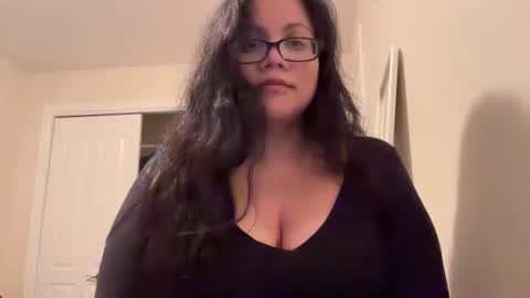 Snapshot of lovelykatiebabe chatting on 10-17-25, 02:26 lovelykatiebabe online show from 10-17-25, 02:26
