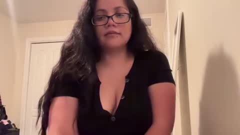 Snapshot of lovelykatiebabe chatting on 10-19-25, 01:17 lovelykatiebabe online show from 10-19-25, 01:17