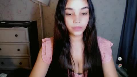 Snapshot of lovelylaiza chatting on 05-23-26, 09:46 Cutie Laiza online show from 05-23-26, 09:46