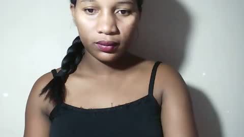 Snapshot of lovelylarra chatting on 05-08-26, 06:52 lovelylarra online show from 05-08-26, 06:52