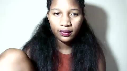 Snapshot of lovelylarra chatting on 05-10-26, 09:25 lovelylarra online show from 05-10-26, 09:25