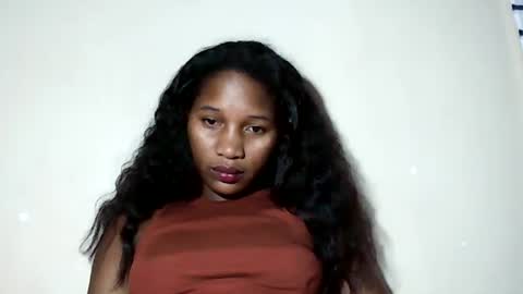 Snapshot of lovelylarra chatting on 05-20-26, 08:04 lovelylarra online show from 05-20-26, 08:04