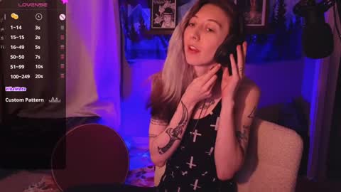 lovelylittlelucyy online show from 12-02-24, 01:03