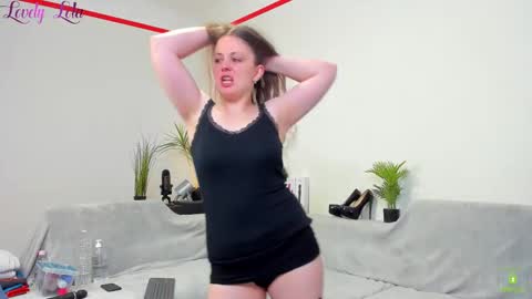 Lola online show from 10-07-25, 07:44