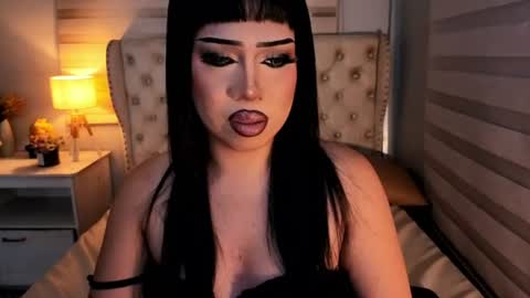Snapshot of lovelymarie69 chatting on 06-26-26, 11:58 Rebeca online show from 06-26-26, 11:58