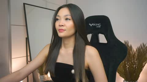 kim online show from 01-25-25, 03:09