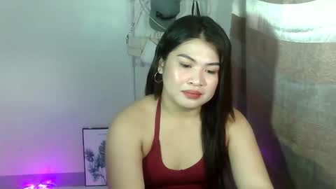 Snapshot of lovelyrhean chatting on 03-15-26, 02:34 Rhean online show from 03-15-26, 02:34