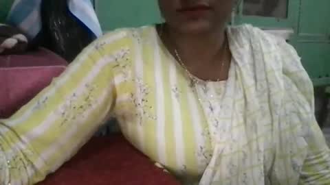 lovelyrose36 online show from 05-27-26, 08:44