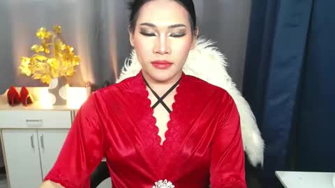 STWEET LINA online show from 02-04-25, 06:38