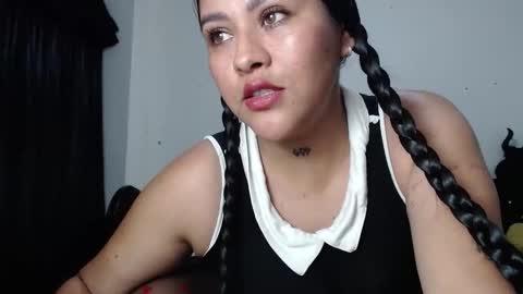 Snapshot of loveme_d chatting on 10-01-25, 02:45 loveme_d online show from 10-01-25, 02:45