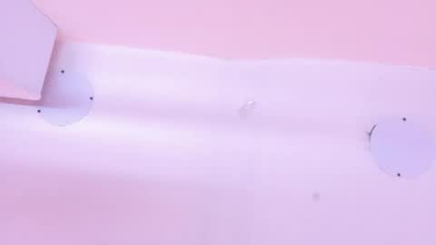 L O V E  online show from 04-18-26, 11:47