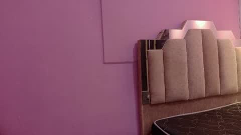 L O V E  online show from 07-30-26, 11:53