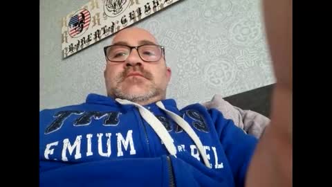 lover010983 online show from 01-15-25, 08:20