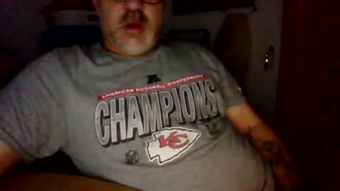 Snapshot of lover010983 chatting on 02-11-26, 07:02 lover010983 online show from 02-11-26, 07:02