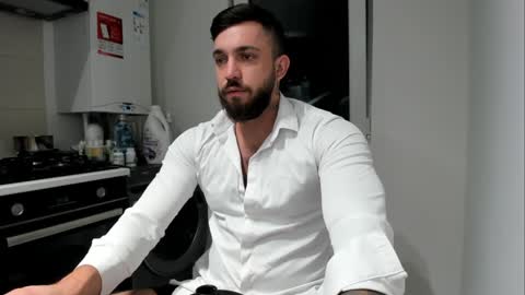 Snapshot of lovermike_ chatting on 12-05-24, 01:36 Mike online show from 12-05-24, 01:36