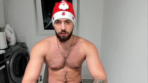 Snapshot of lovermike_ chatting on 12-06-24, 04:36 Mike online show from 12-06-24, 04:36