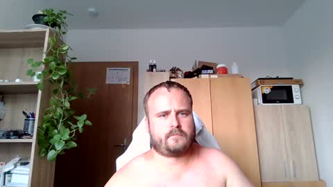 Snapshot of loverrsex chatting on 07-27-26, 06:04 LOVER online show from 07-27-26, 06:04